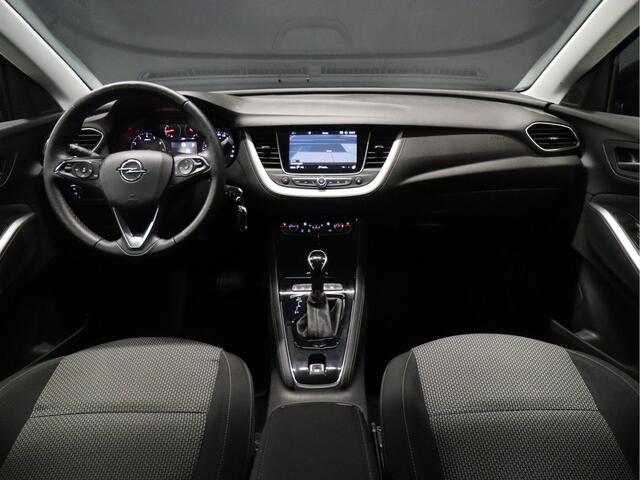 Opel Grandland X 1.2 Turbo Business Executive [APPLE CARPLAY, ANDROID AUTO, PARKEERSENSOR V+A, STUUR VERWARMD, NIEUWSTAAT]