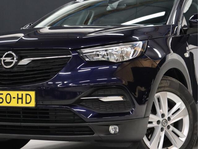 Opel Grandland X 1.2 Turbo Business Executive [APPLE CARPLAY, ANDROID AUTO, PARKEERSENSOR V+A, STUUR VERWARMD, NIEUWSTAAT]