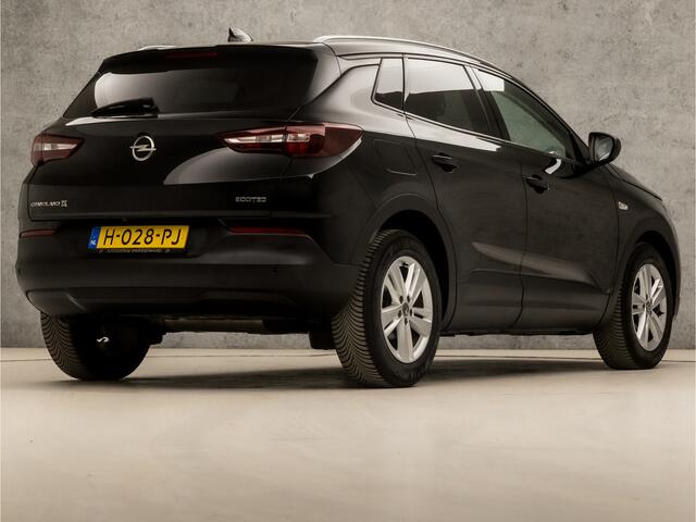 Opel Grandland X 1.2 Turbo Business Edition (APPLE CARPLAY, GROOT NAVI, STUUR/STOELVERWARMING, CAMERA, LEDER, SPORTSTOELEN, LED KOPLAMPEN, PARKEERSENSOREN, NIEUWE APK, NIEUWSTAAT)