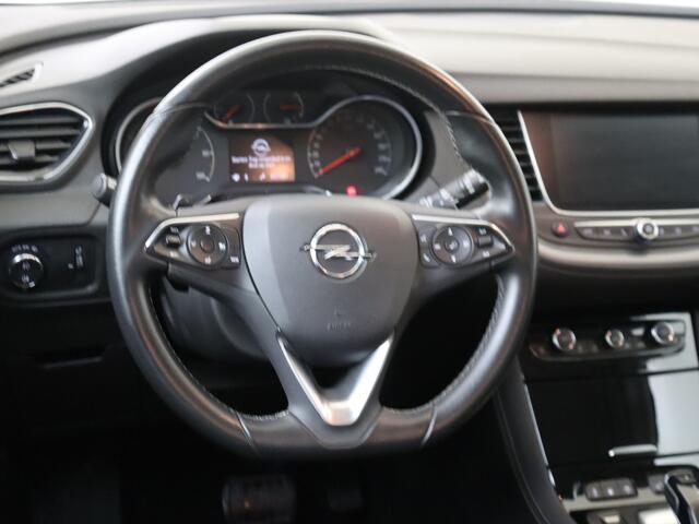 Opel Grandland X 1.6 Turbo Hybrid4 300pk Ultimate | Leder | Stoelverwarming + Ventilatie | Navigatie | 19" Velgen