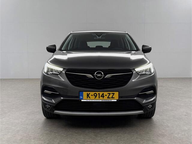Opel Grandland X 1.2 Turbo Innovation LED Carplay Camera Trekhaak Clima Cruise Navigatie PDC 18"LMV