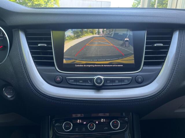 Opel Grandland X 1.2 TURBO EXECUTIVE AUTOMAAT / CAMERA / CARPLAY / 19'' LMV