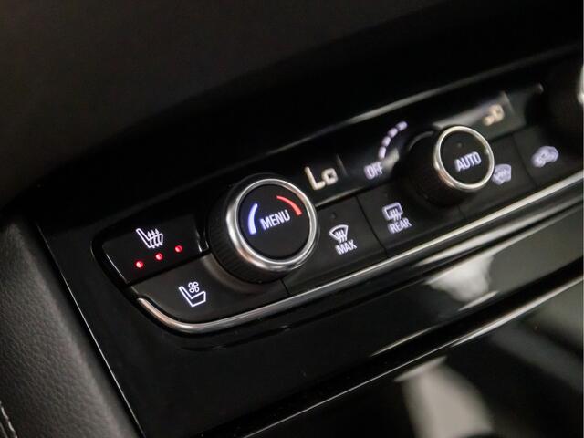 Opel Grandland X 1.2 Turbo Deluxe (APPLE CARPLAY, GROOT NAVI, STOELKOELING, MEMORY SEATS, LEDER, SPORTSTOELEN, GETINT GLAS, STUURWIEL VERWARMD, 360 CAMERA, LED KOPLAMPEN, NIEUWE APK, NIEUWSTAAT)