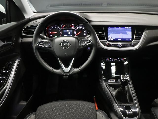 Opel Grandland X 1.2 Turbo Business Executive [PANORAMADAK, TREKHAAK, CRUISE CONTROL, CARPLAY, SENSOREN V+A, DENON AUDIO, CLIMATE CONTROL, ELEKTRISCHE ACHTERKLEP, NAVIGATIE, NIEUWSTAAT]
