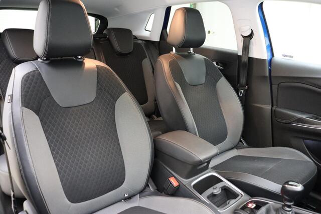 Opel Grandland X 1.2 Turbo Business Executive 130pk | Navigatie | Climate Control | Elektrische Achterklep | Keyless Entry en Start | Lichtmetalen Velgen | Dealeronderhouden