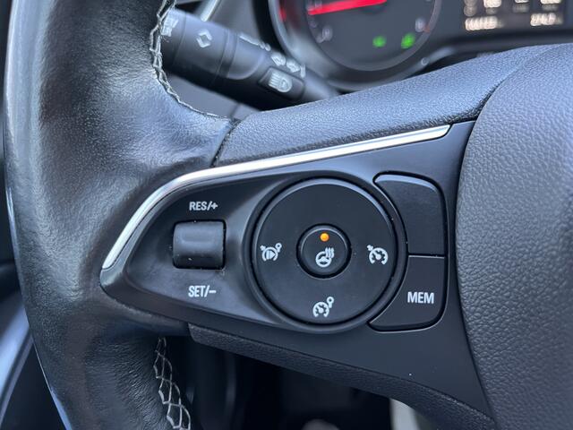 Opel Grandland X 1.2 Turbo Ultimate Airco ECC | LED | Stoelkoeling | Stoelverwarming | Camera | Navigatie | Leder | Isofix | NAP | DAB | Cruise Control