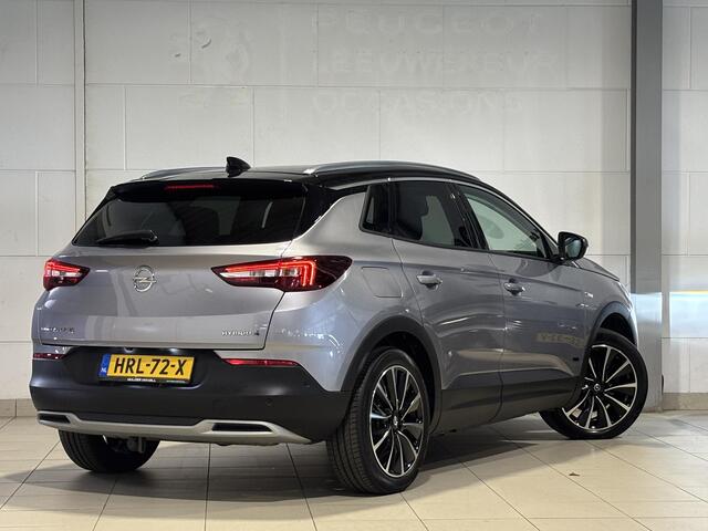 Opel Grandland X Innovation 1.6 Turbo Hybrid4 300pk e-EAT8 | AGR-STOEL | TWO-TONE | TREKHAAK | NAVI | CAMERA | ISOFIX | STOELVERWARMING | DODEHOEK WAARSCHUWING |