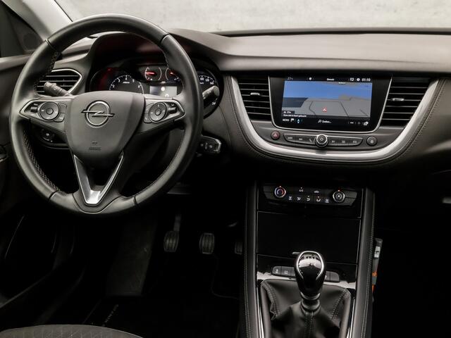 Opel Grandland X 1.2 Turbo Edition (APPLE CARPLAY, GROOT NAVI, LEDER, CRUISE, SPORTSTOELEN, PARKEERSENSOREN, LANE ASSIST, NIEUWE APK, NIEUWSTAAT)