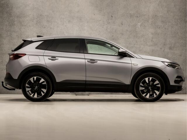 Opel Grandland X 1.2 Turbo Innovation Automaat (APPLE CARPLAY, STOELVERWARMING/KOELING, MEMORY SEATS, LEDER, CAMERA, TREKHAAK, STOELVERWARMING ACHTER, GETINT GLAS, ELEK ACHTERKLEP, NIEUWE APK, NIEUWSTAAT)