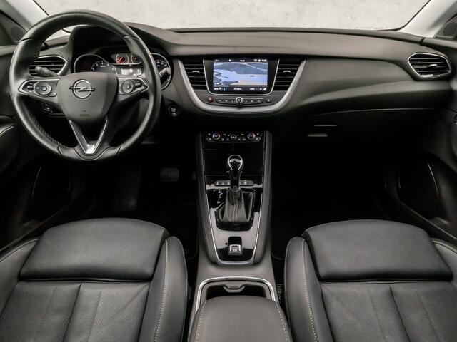 Opel Grandland X 1.2 Turbo Innovation Automaat (APPLE CARPLAY, STOELVERWARMING/KOELING, MEMORY SEATS, LEDER, CAMERA, TREKHAAK, STOELVERWARMING ACHTER, GETINT GLAS, ELEK ACHTERKLEP, NIEUWE APK, NIEUWSTAAT)