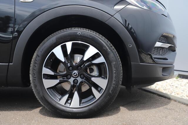 Opel Grandland X 1.2 Turbo Innovation 131PK Automaat Trekhaak Navigatie Achteruitrijcamera Keyless Navigatie Carplay Android Clima Cruise