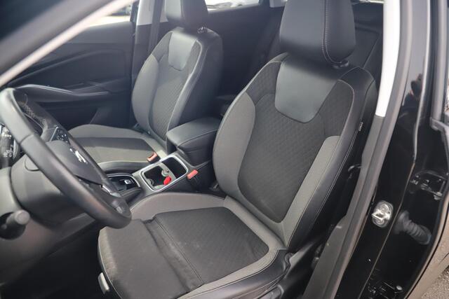 Opel Grandland X 1.2 Turbo Innovation 131PK Automaat Trekhaak Navigatie Achteruitrijcamera Keyless Navigatie Carplay Android Clima Cruise
