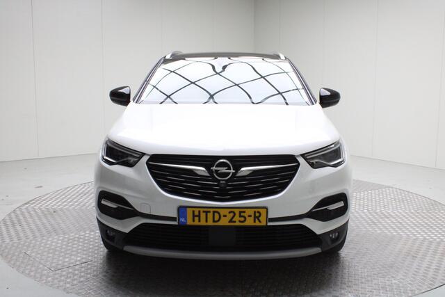 Opel Grandland X 1.6 Turbo Hybrid Ultimate | automaat | leder | climate | navi | elektr. achterklep | cruise adaptief | gekoelde stoelen | carplay | verwarmde voorruit