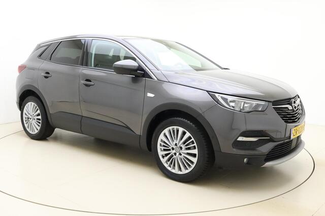 Opel Grandland X 1.2 Turbo Innovation 130 PK | Navigatie | Trekhaak | Comfort stoelen | Stoel & Stuurverwarming | Climate control | Camera | Lichtmetalen velgen | Extra getint glas