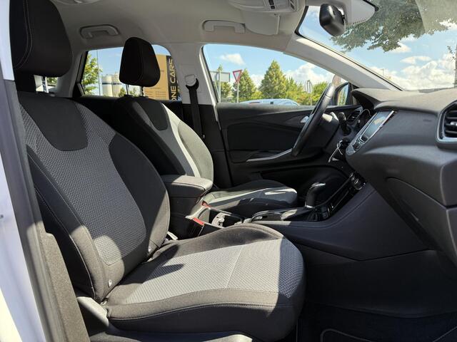 Opel Grandland X 1.2 Turbo Online Edition 2e Eigenaar,Navi,131pk,Apple Carplay,Clima,Cruise,PDC V+A,Automaat,Dealer Onderhouden,N.A.P,APK tot 02-2027