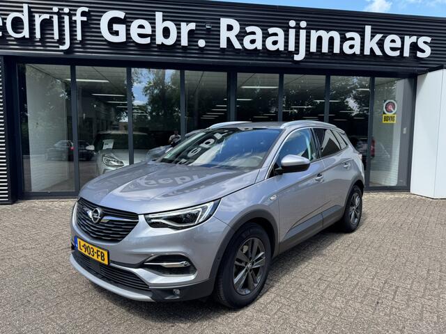 Opel Grandland X 1.2 Turbo Business Executive