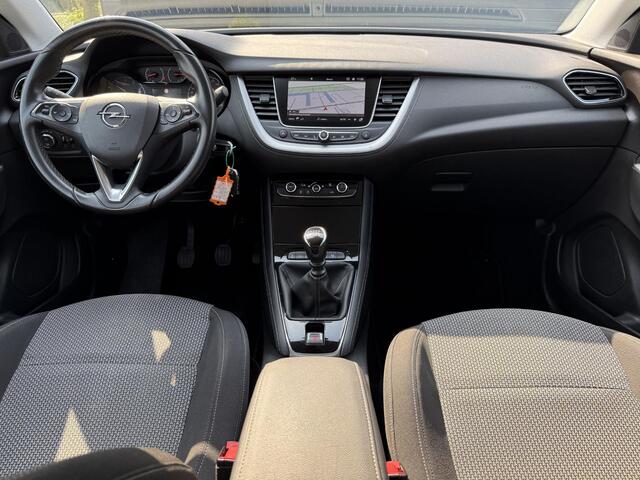 Opel Grandland X 1.2 Turbo 120 Jaar Edition 1e Eigenaar,Navi,Trekhaak,131pk,Dealer Onderhouden,Clima,Cruise,Pdc,6 Bak,Lm velgen,Apk tot 02-2027