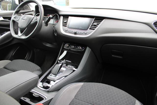 Opel Grandland X 1.6 Turbo 300PK Hybrid4 Innovation | Trekhaak | Led | AGR | Navigatie