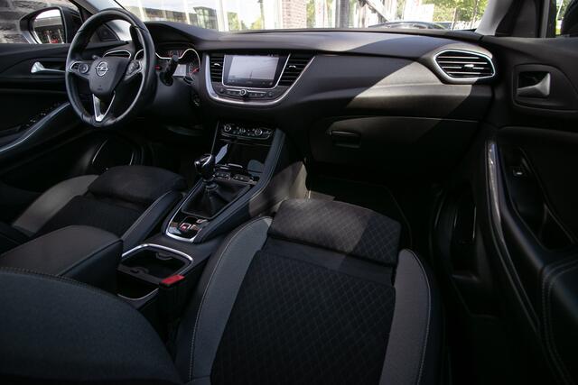 Opel Grandland X 1.2 Turbo Ultimate - All-in rijklrprs | Trekhaak | Panodak | Prem. audio | Stuurverw.