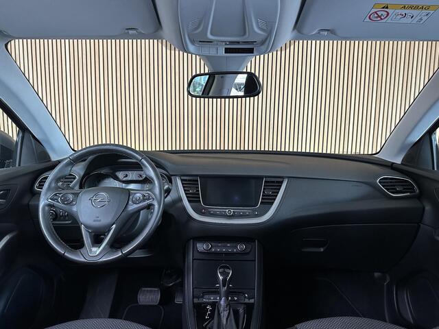 Opel Grandland X 1.2 Turbo Business +