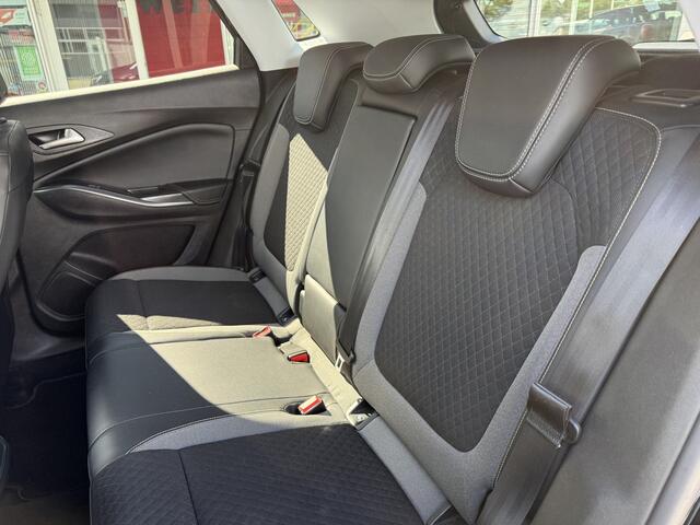 Opel Grandland X 1.2 Turbo Innovation Automaat.. Navigatie, Climate contr, Comf.intr, Trekhaak, etc..!!