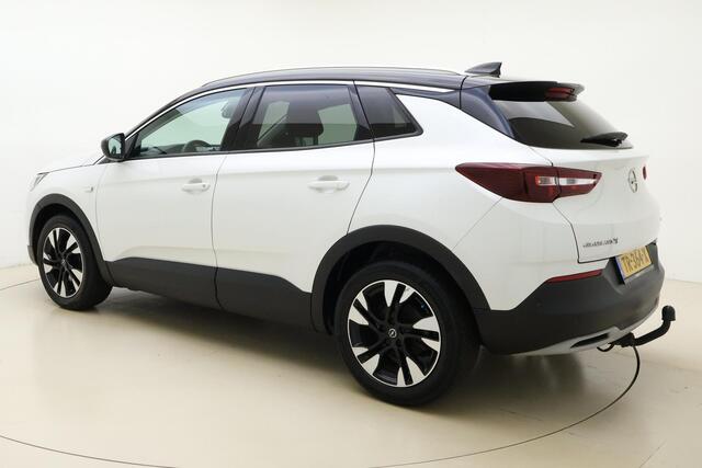 Opel Grandland X 1.2 Turbo Ultimate 130pk | Lederen Bekleding | Navigatie | Trekhaak | Stoelverwarming - verkoeling | Elektrische Achterklep | 360 Camera | Vol opties