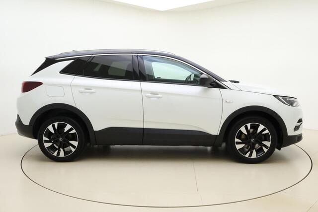 Opel Grandland X 1.2 Turbo Ultimate 130pk | Lederen Bekleding | Navigatie | Trekhaak | Stoelverwarming - verkoeling | Elektrische Achterklep | 360 Camera | Vol opties