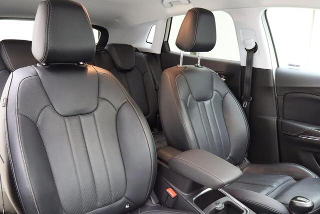 Opel Grandland X 1.2 Turbo Ultimate 130pk | Lederen Bekleding | Navigatie | Trekhaak | Stoelverwarming - verkoeling | Elektrische Achterklep | 360 Camera | Vol opties
