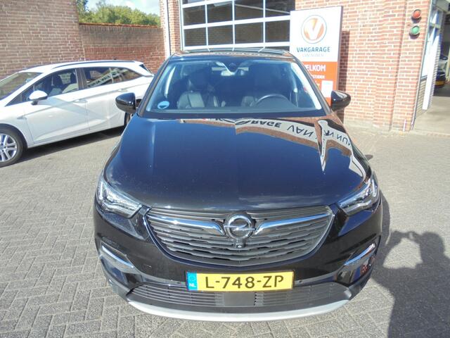 Opel Grandland X 1.2 Turbo Elegance