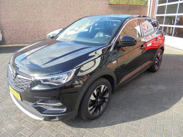 Opel Grandland X 1.2 Turbo Elegance