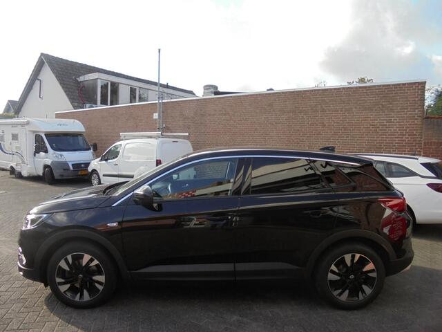 Opel Grandland X 1.2 Turbo Elegance