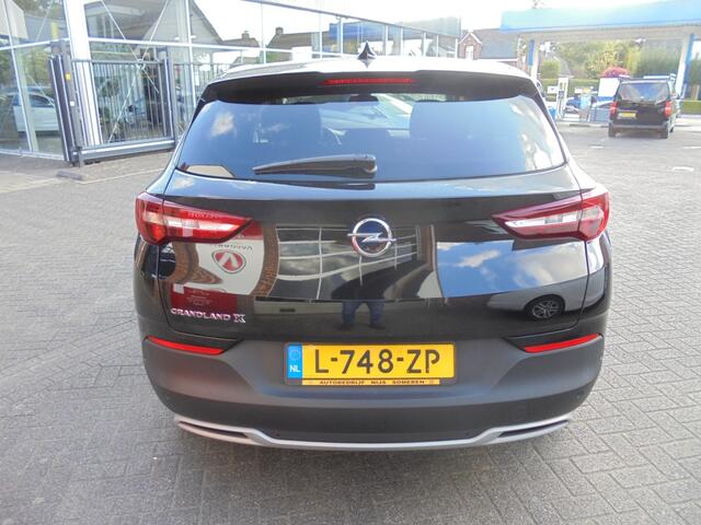 Opel Grandland X 1.2 Turbo Elegance