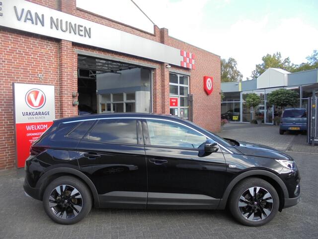 Opel Grandland X 1.2 Turbo Elegance