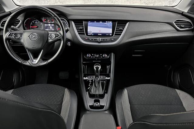 Opel Grandland X 1.2 Turbo Business Executive | Camera | Cruise control | Half lederen bekleding | Trekhaak