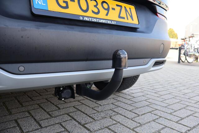 Opel Grandland X 1.2 Business Executive 2e Eigenaar | Dealer Onderh | BTW | NL-Auto | Trekhaak | Stoel/Stuur verwarming | Camera | Elek Klep | Carplay | Start/Stop | Climate | Keyless | Full Led | PDC | Bots systeem