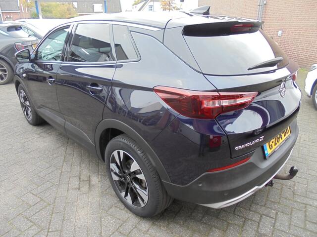 Opel Grandland X 1.2 Turbo Bus. Ex.