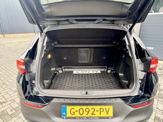 Opel Grandland X 1.2 Turbo Business Executive AUT/ LED/ NAV/ Keyless/ Camera/ Facelift/ NAP