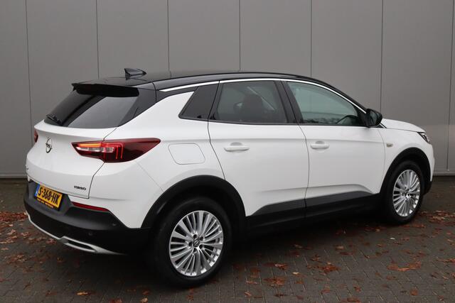 Opel Grandland X 1.6 Turbo 180PK Innovation Automaat Navigatie/Winter-pack/Camera/Elektr.-achterklep