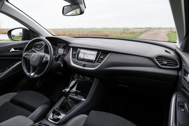 Opel Grandland X 1.2 Turbo 130 PK Business + ? Camera ? CarPlay ? Comf-Stoelen