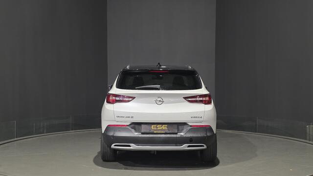 Opel Grandland X 1.6 Turbo Ultimate | Leder | Camera | Navi | PHEV | Stoelkoeling