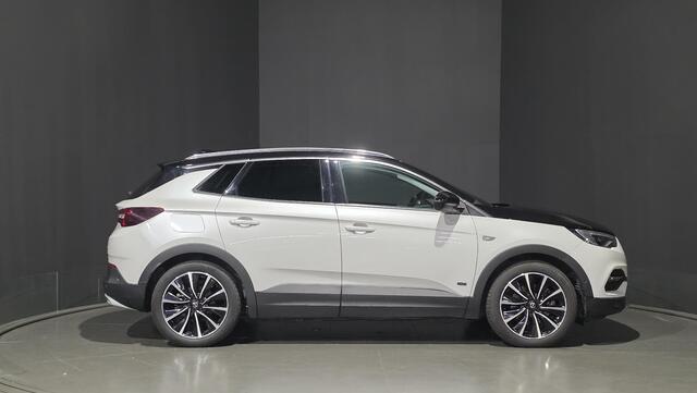 Opel Grandland X 1.6 Turbo Ultimate | Leder | Camera | Navi | PHEV | Stoelkoeling