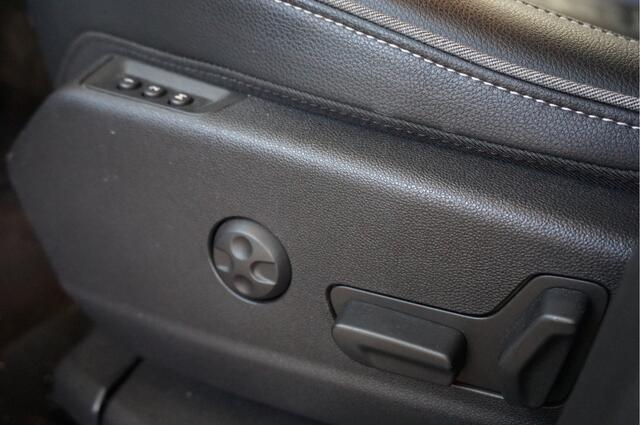 Opel Grandland X 1.2 Turbo Innovation Trekhaak Leer 19 inch LMV