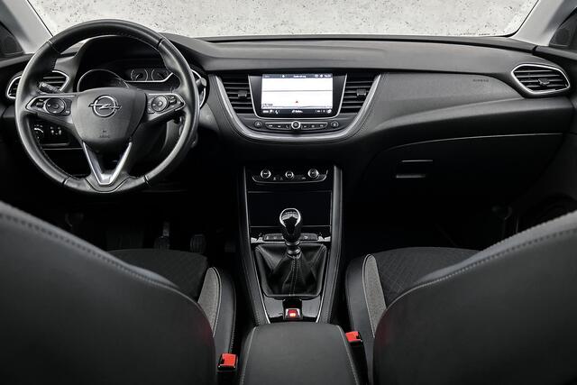 Opel Grandland X 1.2 Turbo Innovation | Half lederen bekleding | Camera | LED | Cruise control