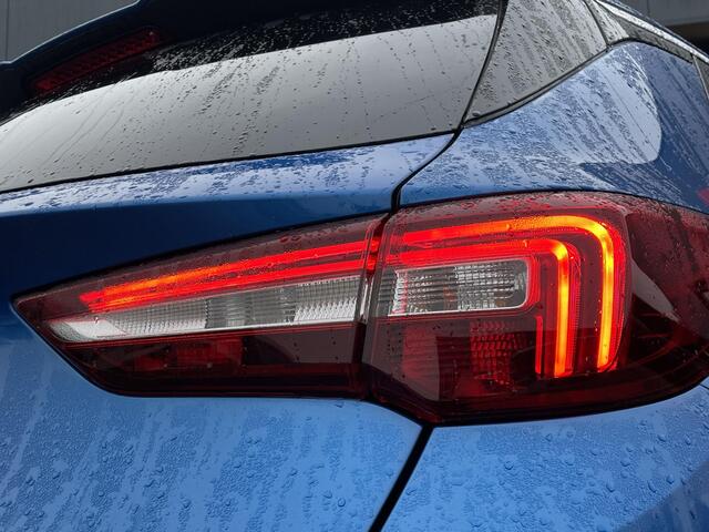 Opel Grandland X 1.2 Turbo Business Executive - Navigatie - Trekhaak - Climate Control - Blind Spot