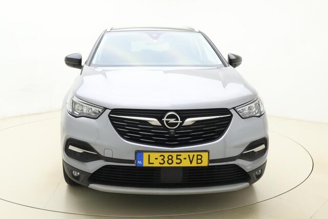 Opel Grandland X 1.2 Turbo 130pk Innovation | Navigatie | Camera | Climate control | Elektrische achterklep | LED koplampen | Lichtmetalen velgen | Zwart dak
