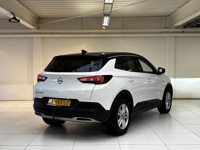 Opel Grandland X 1.2 Turbo Business Elegance Automaat | Trekhaak | Navigatie | 360 Camera| 4-seizoensbanden | Android auto / Apple carplay