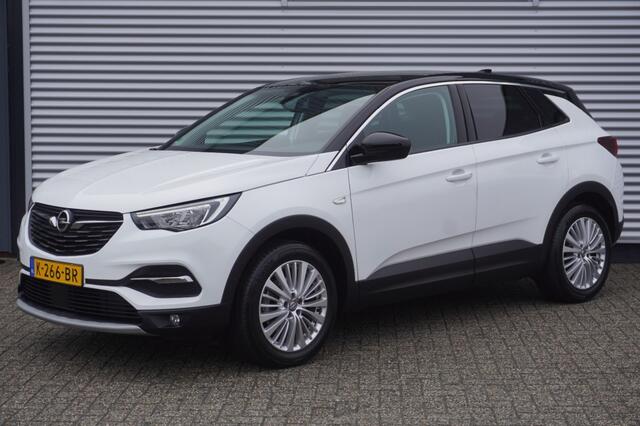 Opel Grandland X 1.2 Turbo Innovation / 1e eig. / Trekhaak / Camera / Zwart dak / Navigatie