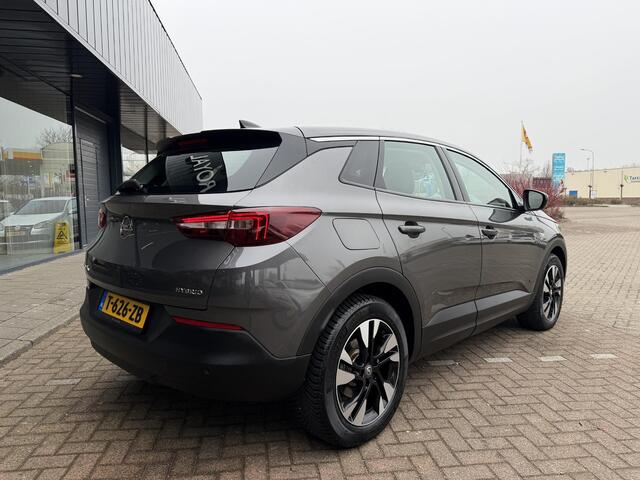 Opel Grandland X 1.6 Turbo Hybrid Elegance