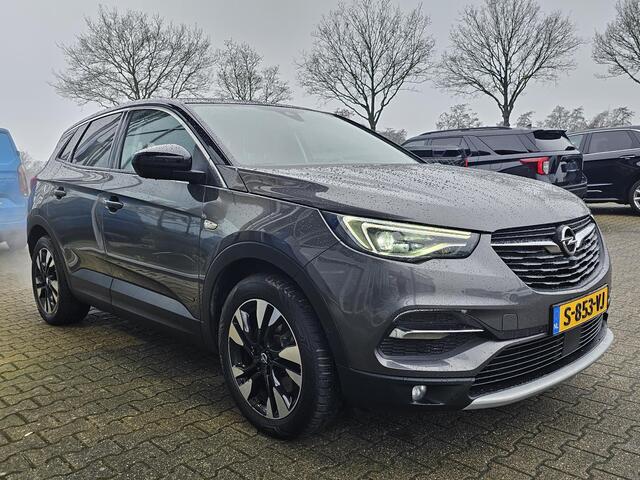 Opel Grandland X 1.6 Turbo Hybrid4 Ultimate Plug in hybrid | Stoelverwarming | Elektrisch bedienbare achterklep | Achteruitrijcamera | Half leder | LED verlichting | Trekhaak | PDC v+a