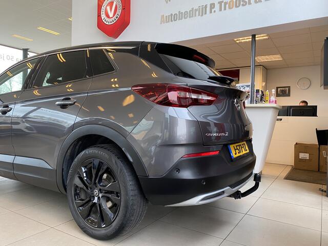 Opel Grandland X 1.2 Turbo Innovation,100% Onderhouden,Automaat,Navigatie,Achteruitrijcamera,Climate&Cruisecontrol,Spraakbediening,Trekhaak,Comfortstoelen,V&A Sensoren,18 Inch Lmv